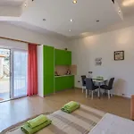 Appartement Lavanda 2 *