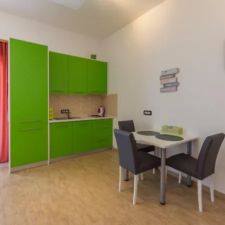 Lavanda 2 Appartement *