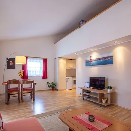 Lavanda 2 Appartement *